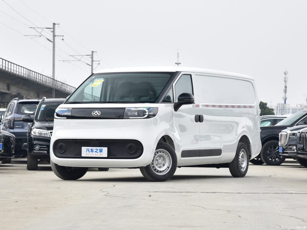 Электромобиль Maxus Dana V1 305 km Long base 3 seats 51 kWh High Roof  (1728) - купить электромобиль в Киеве, Украине